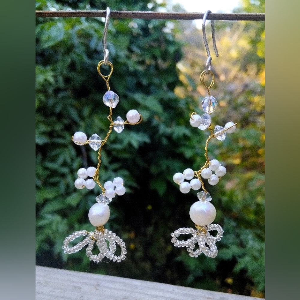 New Wirewrapped Swarovski Baroque White Pearl Earrings